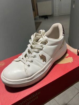 Sneakers γυναικεία Polo μεταχειρισμένα, άσπρα, νούμερο 40, αθλητικά