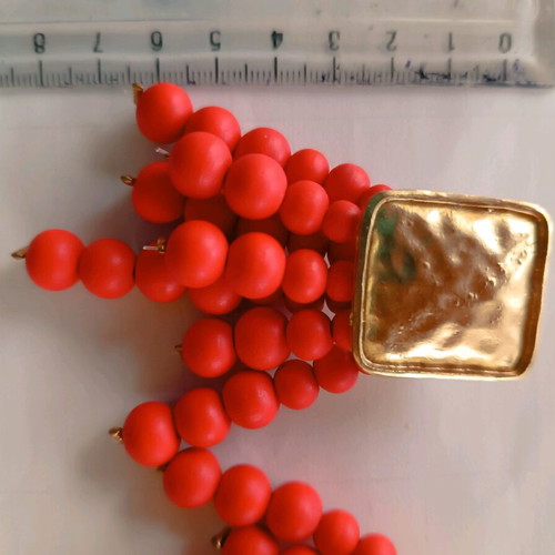 Long earrings new with metal element and red beads
