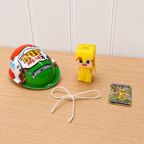 Kinder Joy Minecraft Alex Golden Armor figure new