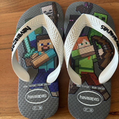 Havaianas Minecraft kids flip-flops and Crocs dark blue sandals size 27-28