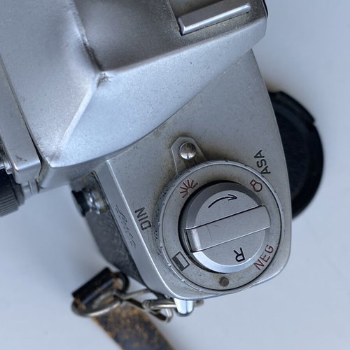 Leica Leicaflex camera with Summicron 50mm f2 lens used