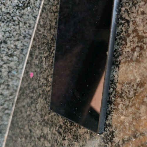 Sony Xperia smartphone like new with original charger and silicon cases