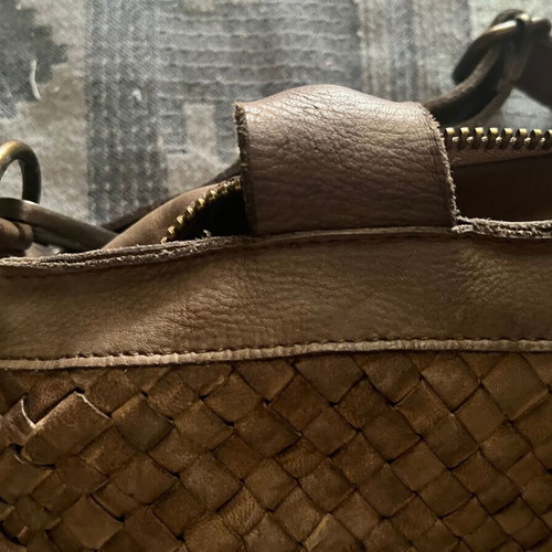 Leather bag crossbody made in Italy, like new, chocolate brown
