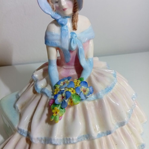 Royal Doulton Daydreams HN 1731 porcelain figurine
