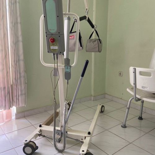 Patient Lift new, never used
