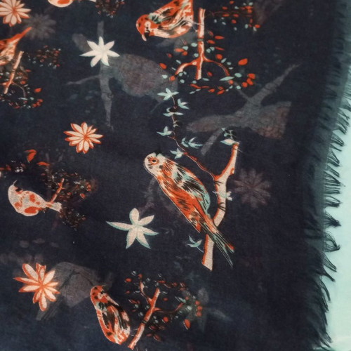 Zuiki outlet edition Italy scarf used, square, large