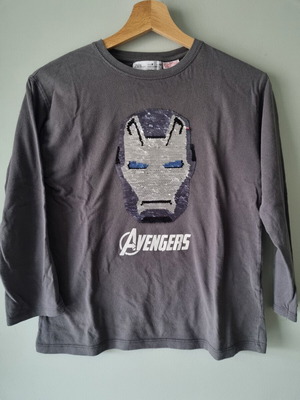 Marvel Avengers Zara shirt like new with color-changing sequins