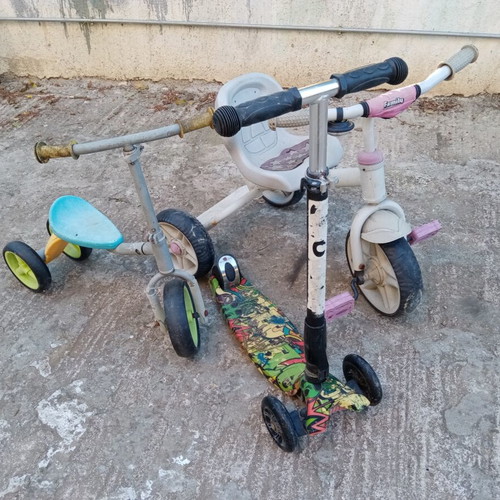 Children's bikes and scooter used, set of 2 bikes plus 1 scooter gift