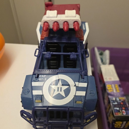 Marvel Captain America Avenger Vehicle used, missing figure