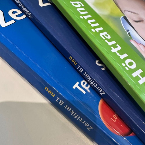 Zertifikat B1 Neu language learning book set used