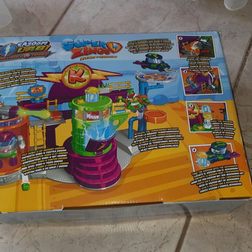 Super Things Kazoom Lab Battle SuperZings used, missing Enigma and Professor K figures