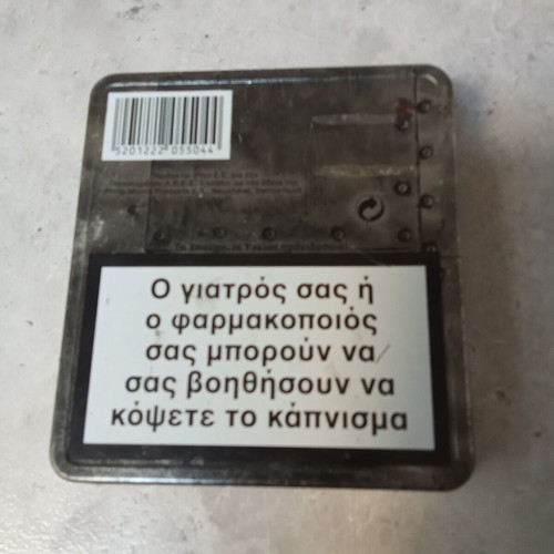 Marlboro vintage collectible tobacco tin 1990s used promo