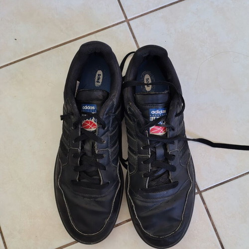 Παπούτσια Adidas Hoops μεταχειρισμένα, casual, μέγεθος 44.5, μαύρο και καφέ