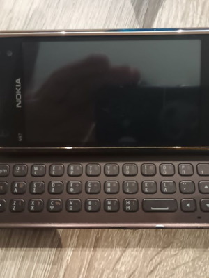 Nokia N97 Mini smartphone σαν καινούργιο με φορτιστή