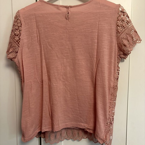 Pink blouse like new, size L