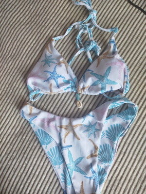 Shein bikini swimsuit like new, white and blue, shell design