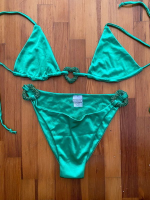 Fruscio emerald bikini medium with hearts new