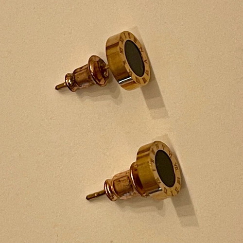 Necklace and earrings set like new