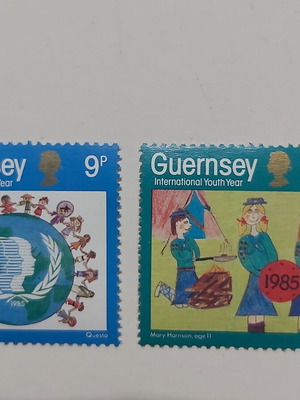 Σειρά αναμνηστικών γραμματοσήμων Guernsey 1985 Διεθνές Έτος Νεολαίας σαν καινούργιο