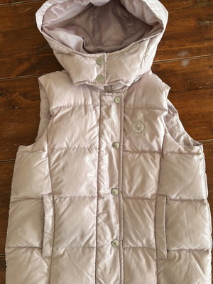 Benetton sleeveless puffer vest for girls 8-9 years used, 140 cm pink