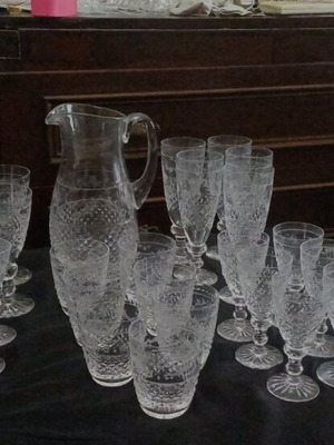 Kosta Boda Sweden crystal set used, missing one glass