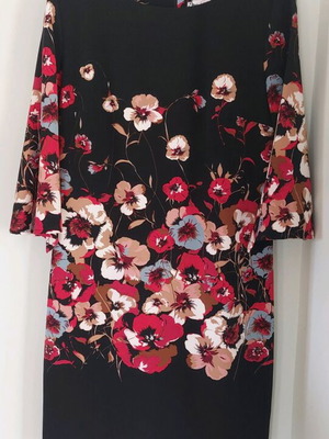 Floral dress new, size 48, printed on black background
