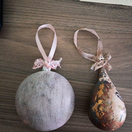 Vintage Christmas ornaments like new