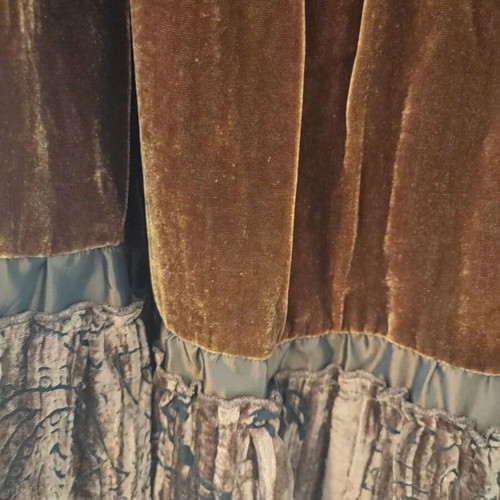 Maxi skirt Chicard new, size 48, brown velvet boho design