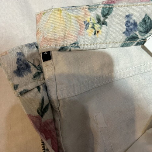 Jeans with floral patterns, new, size XL