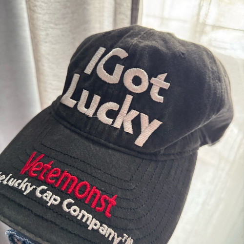 Cap Vetemonts new, black and gray