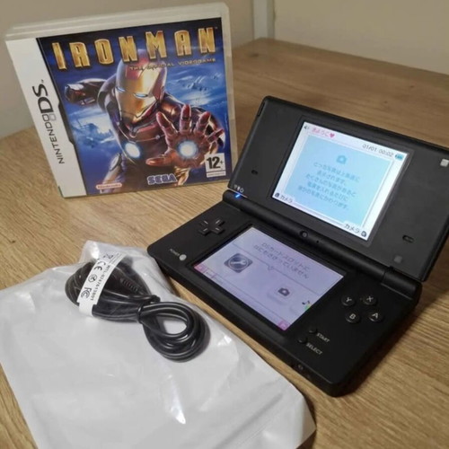 Nintendo DSi Black like new with IronMan DS game and USB charger