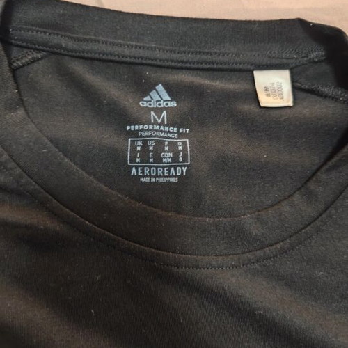 Adidas T-shirt medium, black