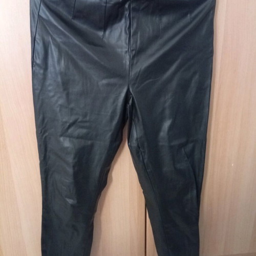 Vero Moda women's leather pants large black like new