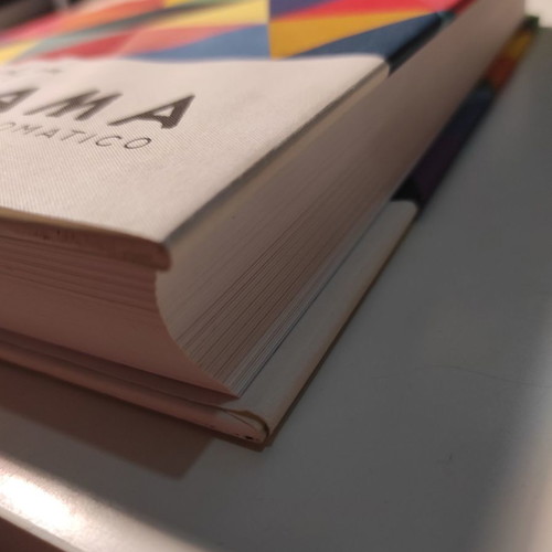 Colorama coffee table book like new, Italian edition 2017