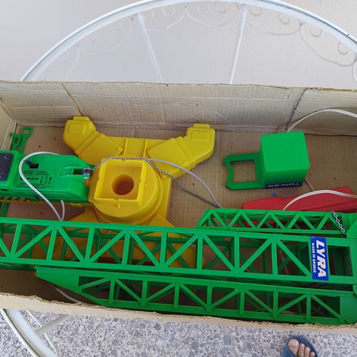 Lyra Hercules Tower Crane vintage toy used, Greek made 70s-80s