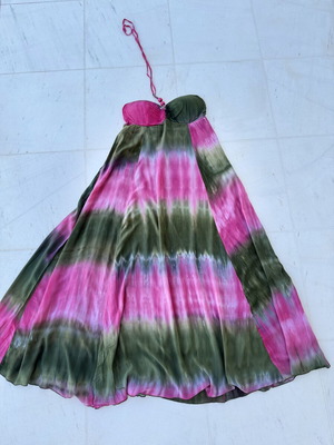 Doca long tie-dye dress large used, pink and green