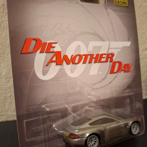 James Bond Aston Martin Vanquish Hot Wheels Premium καινούργιο