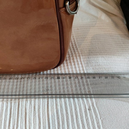 Patent leather handbag light brown like new