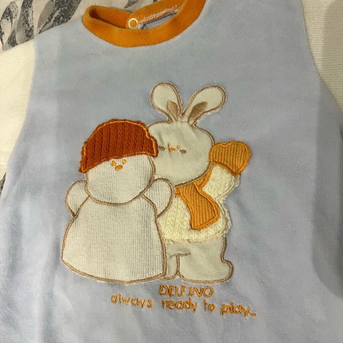 Velour baby rompers like new for 2-5 months old