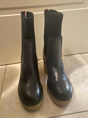 Tommy Hilfiger ankle boots new, leather with knitted fabric, blue size 39