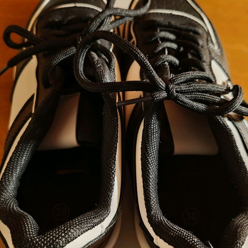 Women's athletic shoes - New black and white sneakers