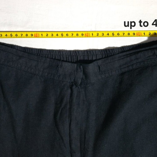 Black bermuda shorts in wide straight line like new, size S/M