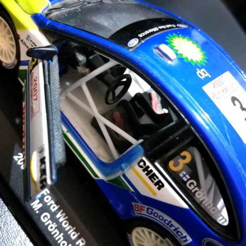 Durango Ford 1/48 like new, Auto art without box