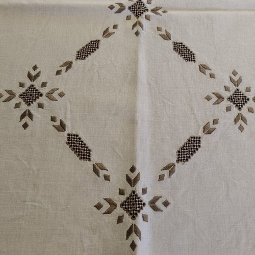 Handmade tablecloth Lefkada 165 cm diameter like new