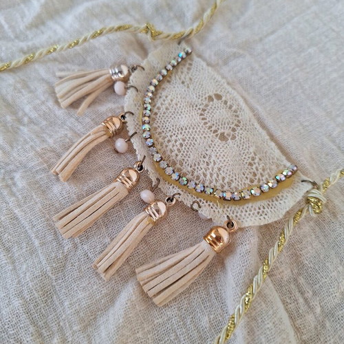 Handmade romantic necklace with lace in beige and gold tones
