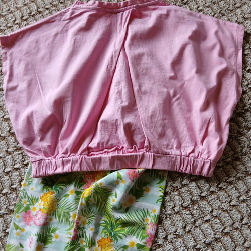 Summer clothes pack for girl size 13-14 like new, 11 pieces