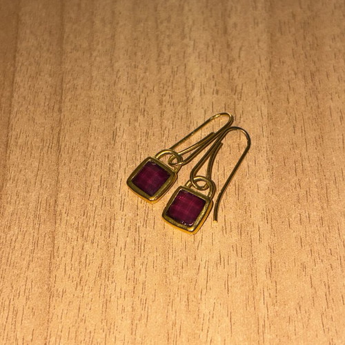 Gold earrings with Bordeaux stone new by Zara