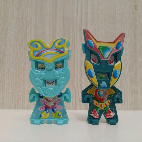 Kinder Surprise Joy transforming robot figures used set