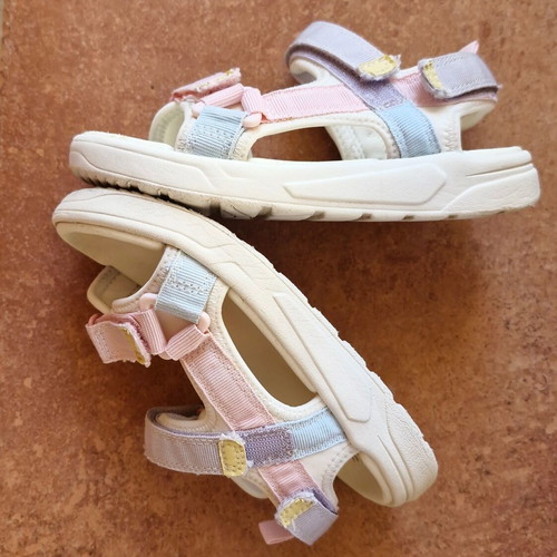 H&M sandals used, size 25-26, colorful