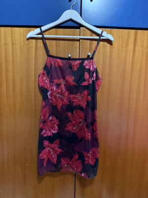 Black short dress with red flowers Shein, new, size XL